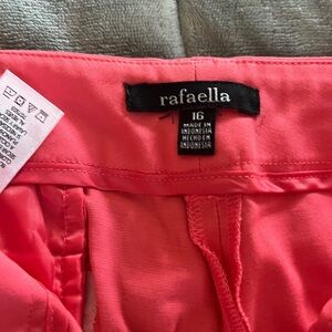 Rafaella Women's Cropped Pants in Coral
